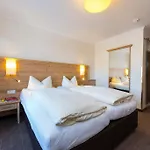 Garni Entstrasser فندق كيتزبوهيل