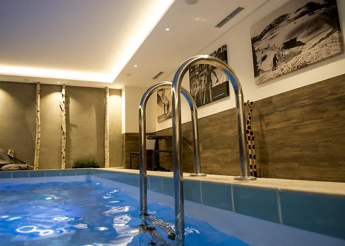 Garni Entstrasser Hotel