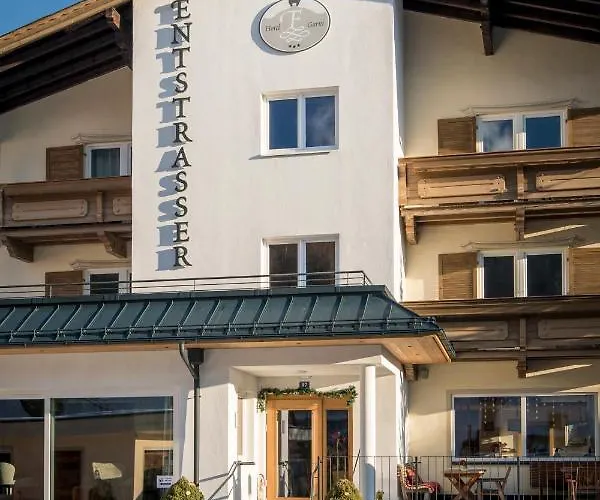 Garni Entstrasser Hotel 3*