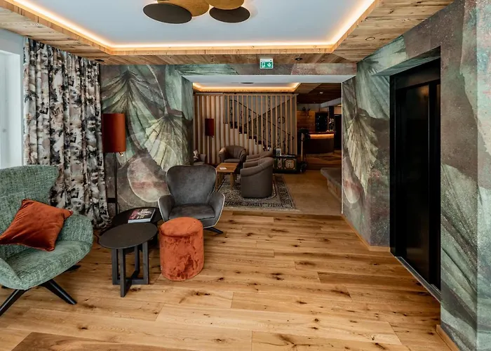 Garni Entstrasser Hotel