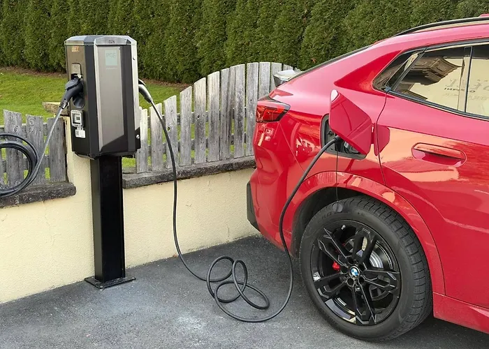 ホテル ガルニ エンシュトラッサ キッツビュール