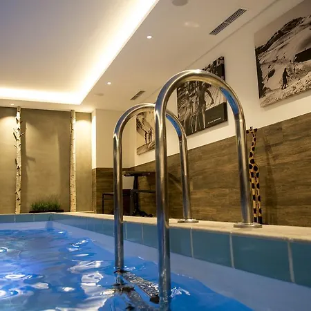 Garni Entstrasser Hotel